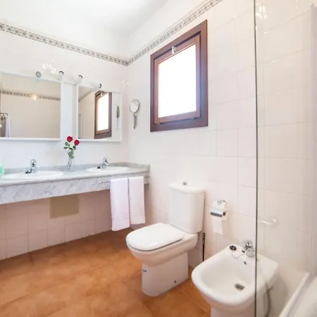 Casa de Férias Attractive Holiday In Playa Blanca With Pool
