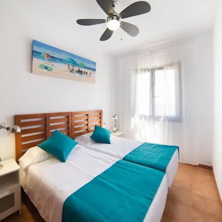Attractive Holiday In Playa Blanca With Pool Casa de Férias *